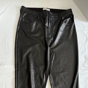 Abercrombie‎ & Fitch Vegan Leather 90s Straight Pant - Size 16.